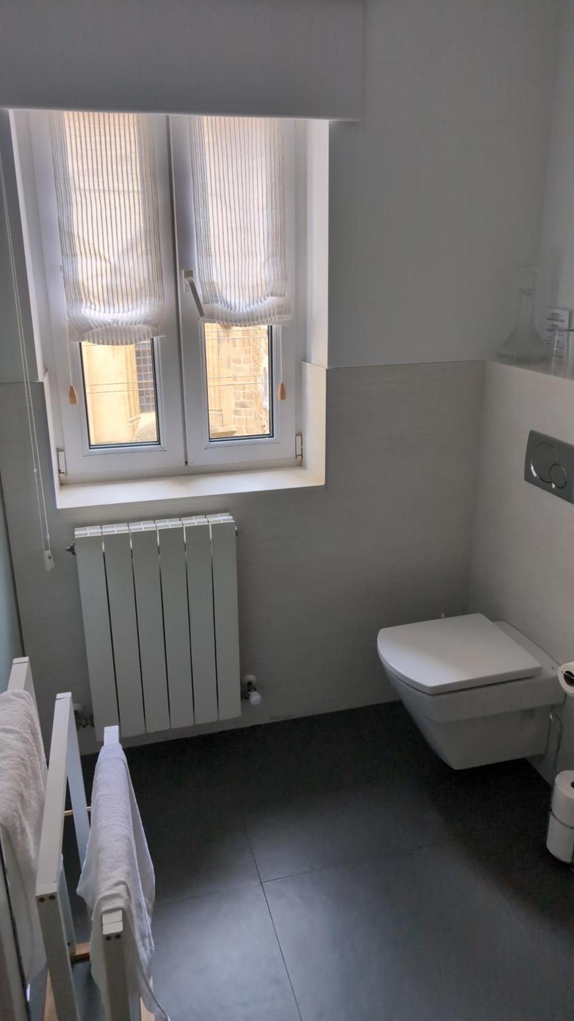 Family Room Private Bathroom